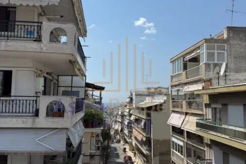 324543217_900x675_result